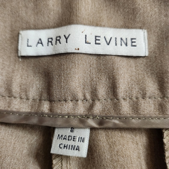 Larry Levine - Beige Dress Pants -Size 8 - Picture 4 of 5
